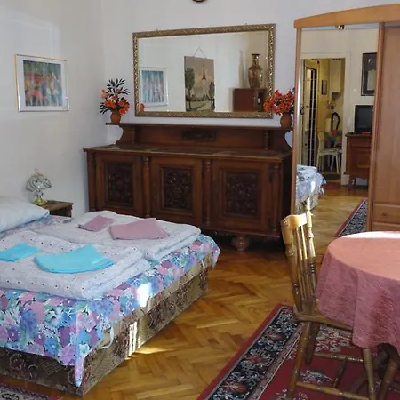 Apartment Garibaldi 5 & *