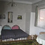Apartman Garibaldi 5 & *