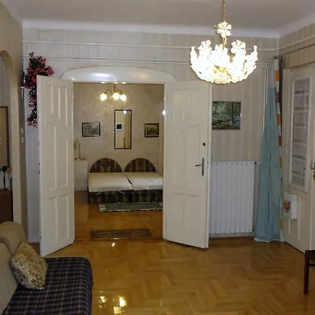 加里波第街5号公寓 * 布达佩斯