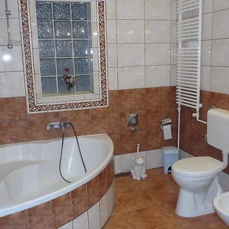 Garibaldi 5 & Διαμέρισμα *