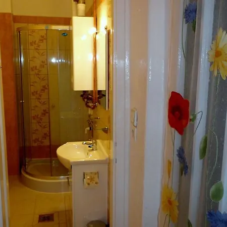 Garibaldi 5 & Διαμέρισμα Βουδαπέστη