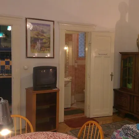 Apartmán Garibaldi 5 & *