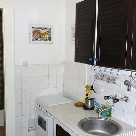 Διαμέρισμα Garibaldi 5 & *