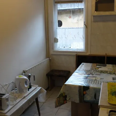 Garibaldi 5 & Apartmán Budapešť