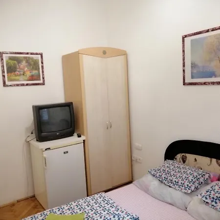 Garibaldi 5 & * Budapešť