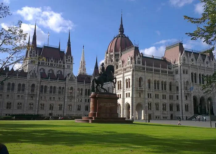 Garibaldi 5 & Budapest