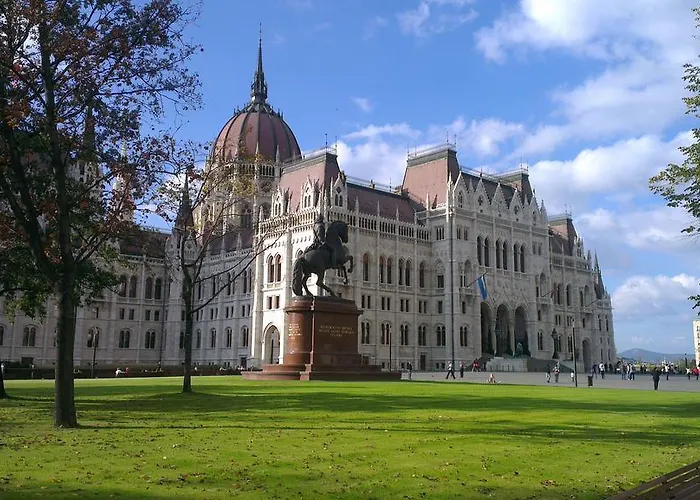 Garibaldi 5 & Budapest