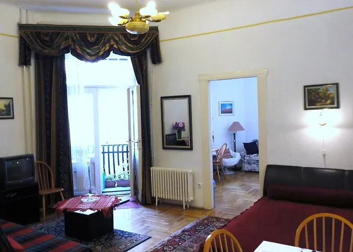 Garibaldi 5 & Appartement *