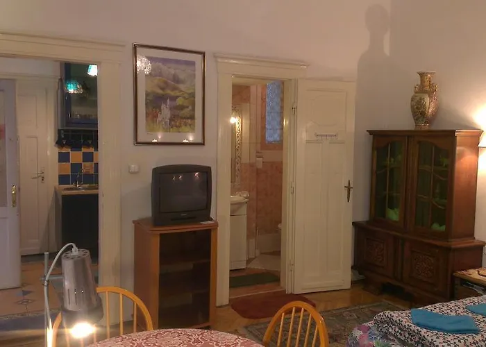 Appartement Garibaldi 5 & *