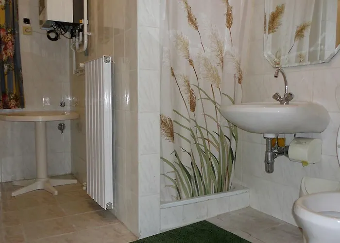 Appartement Garibaldi 5 & *