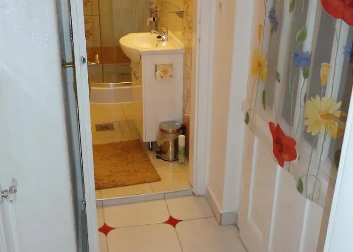 Garibaldi 5 & * Budapest