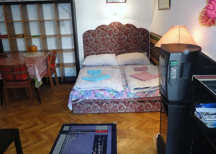 Garibaldi 5 & Apartman Budapest